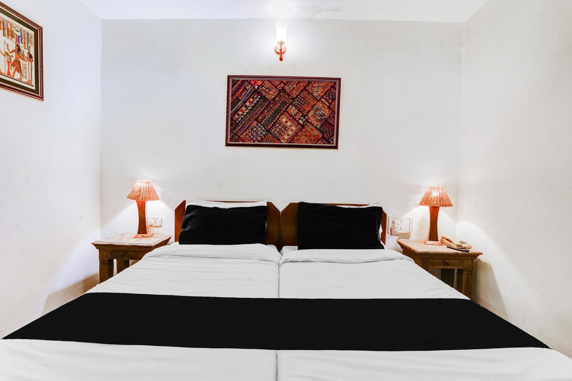Super Hotel O Sansarchandra Road Formerly Luna Rosa Jaipur Bagian luar foto