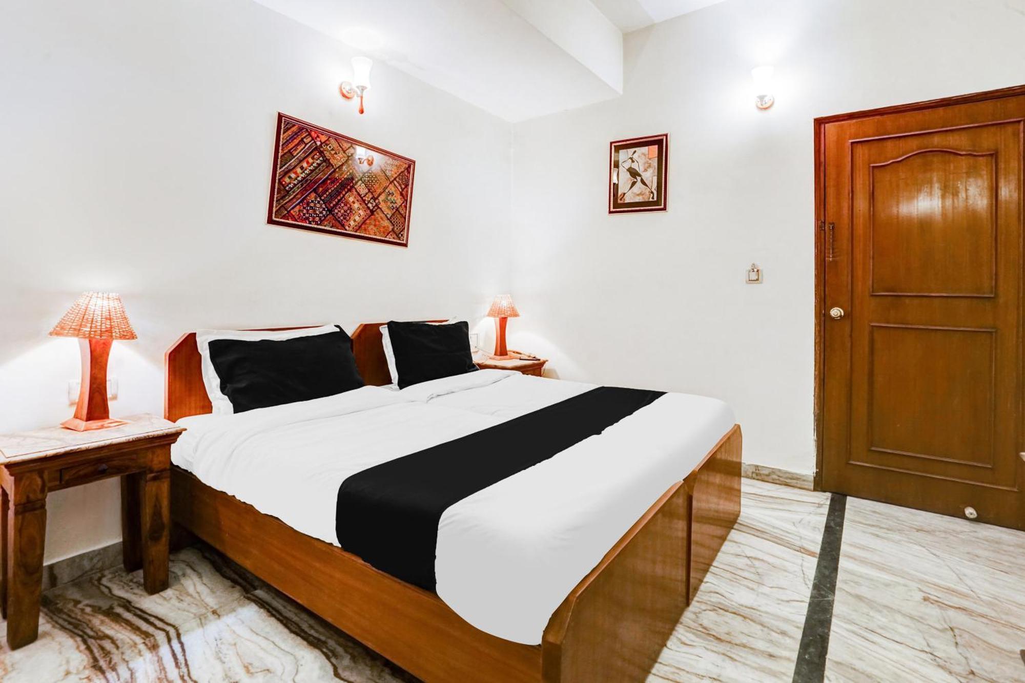 Super Hotel O Sansarchandra Road Formerly Luna Rosa Jaipur Bagian luar foto